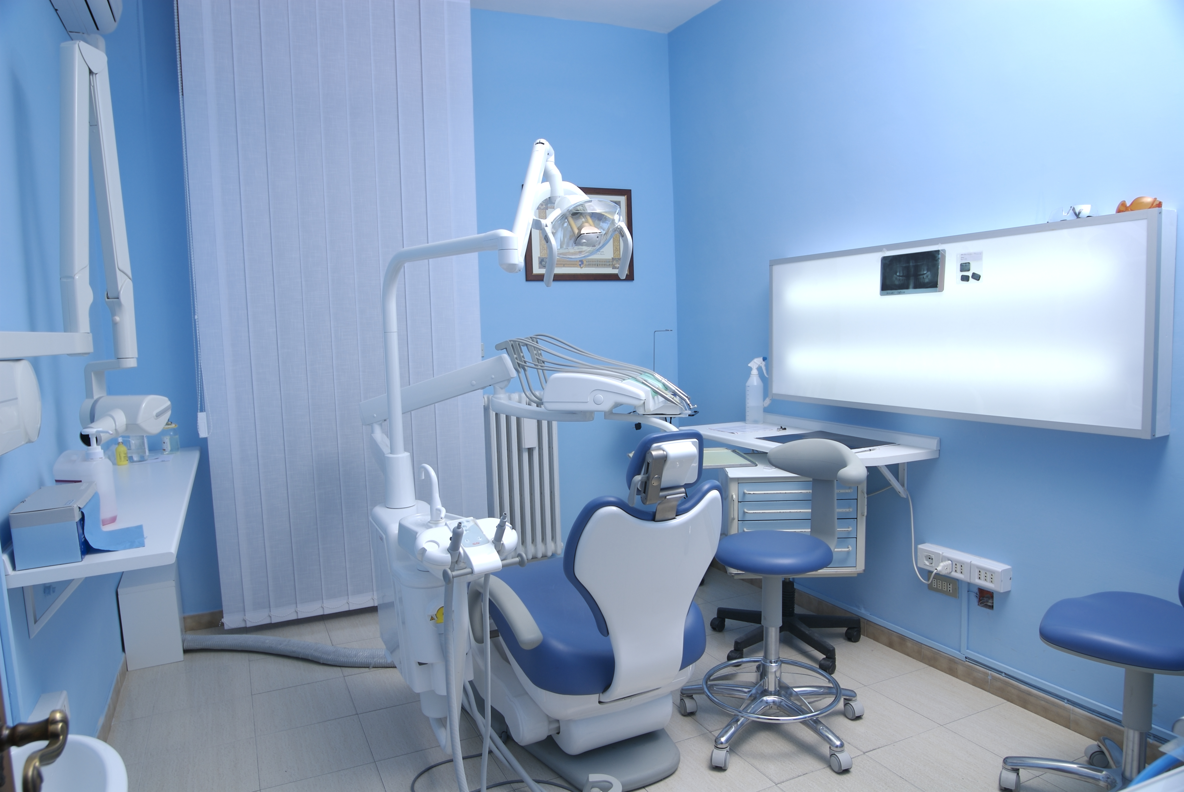 Фото стоматологической клиники. Клиника Dental Clinic. Стомотологический кабинет. Частная стоматология. Кабинет врача стоматолога.